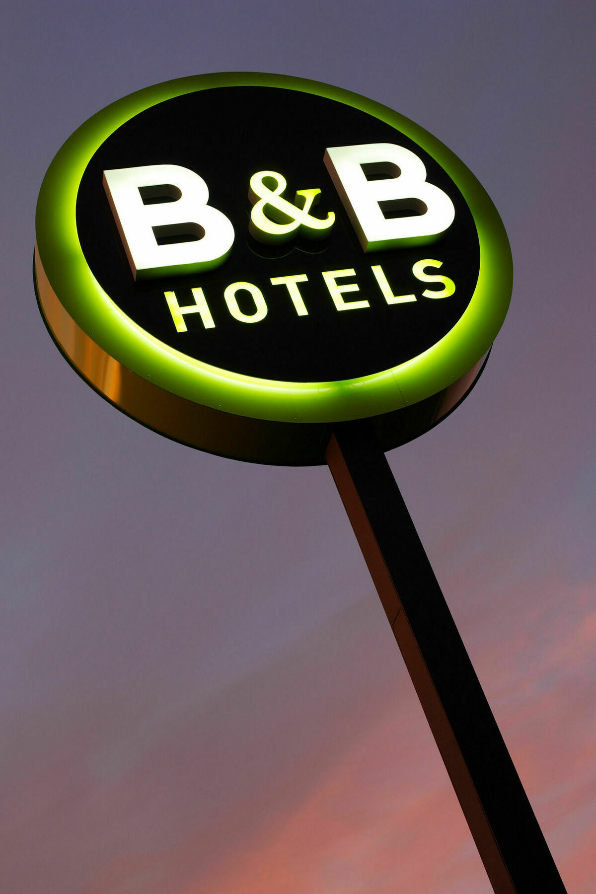 B&B Hotel Lorient 科当 外观 照片