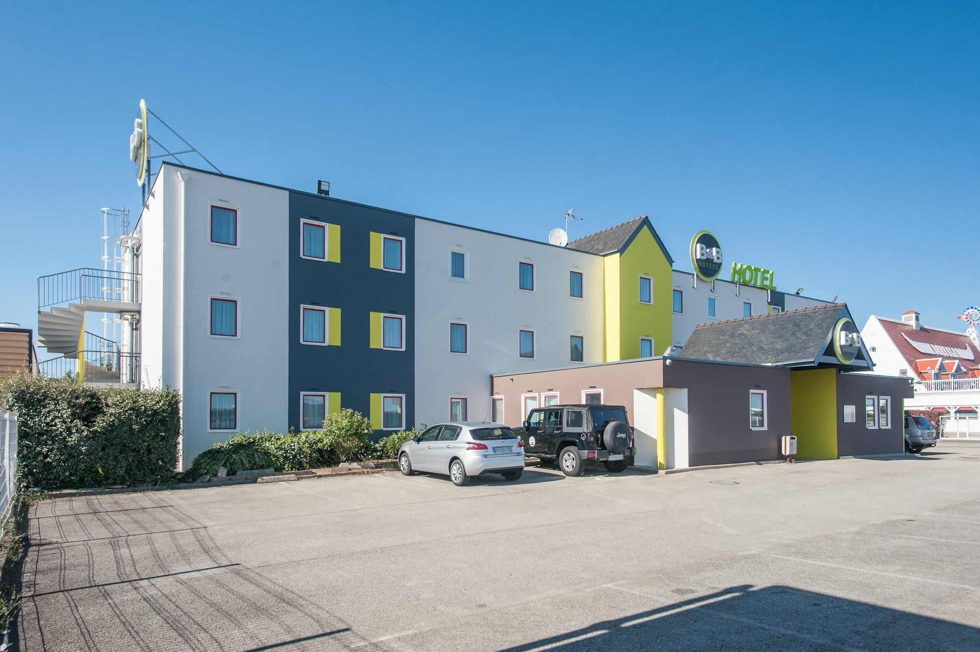 B&B Hotel Lorient 科当 外观 照片